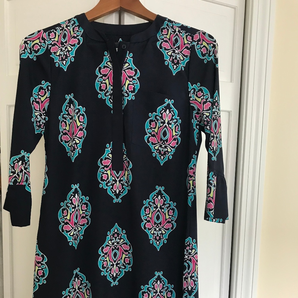 Crown & Ivy Shift Dress